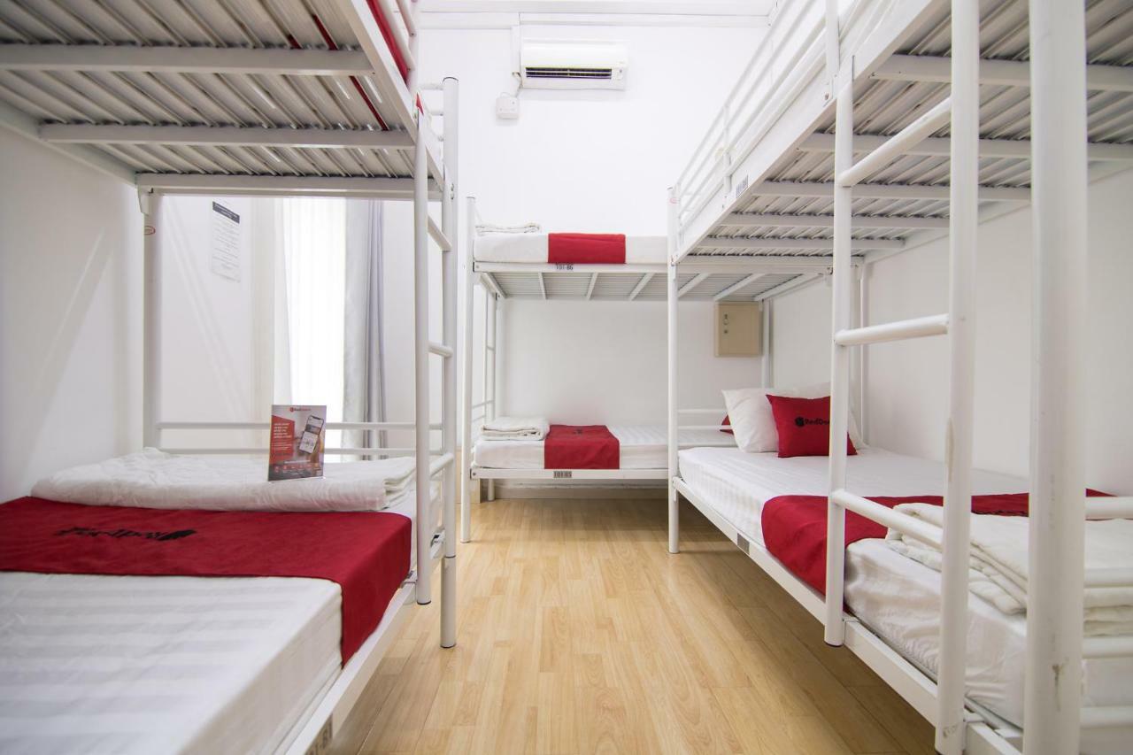 Reddoorz Near Nguyen Hue Walking Street 2 - Dorms Available Bandar Ho Chi Minh Luaran gambar
