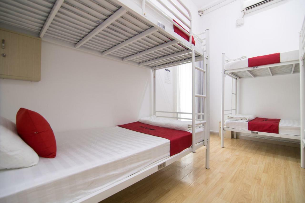 Reddoorz Near Nguyen Hue Walking Street 2 - Dorms Available Bandar Ho Chi Minh Luaran gambar